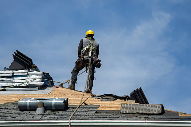 Professional Gutter Installation technician working in Madbury, NH